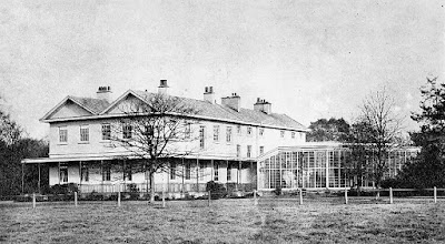 This image has an empty alt attribute; its file name is image-30.png