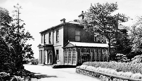 This image has an empty alt attribute; its file name is image-32.png